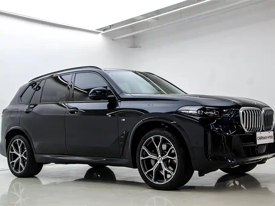 BMW X5 2025 xDrive 30Li Premium M Sport