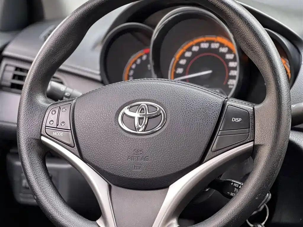 TOYOTA YARIS L TO ENJOY