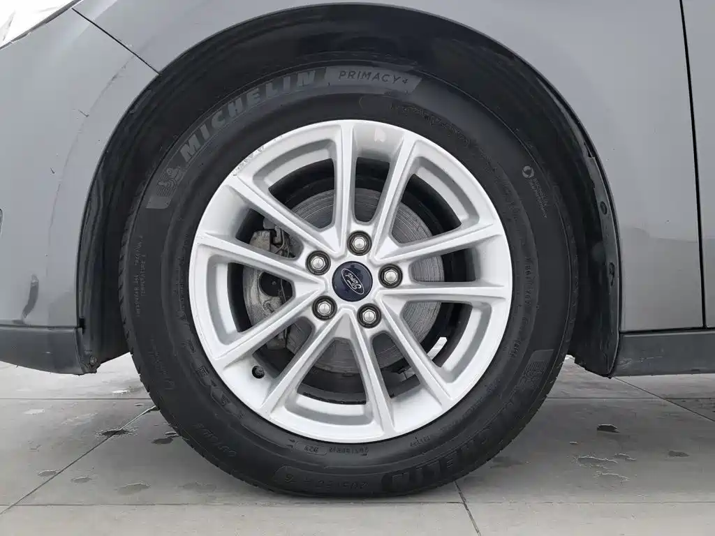 Ford Focus — миниатюра 17