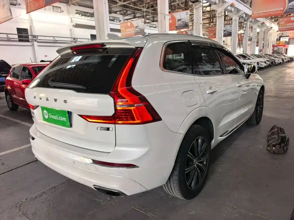 Volvo XC60 — миниатюра 7