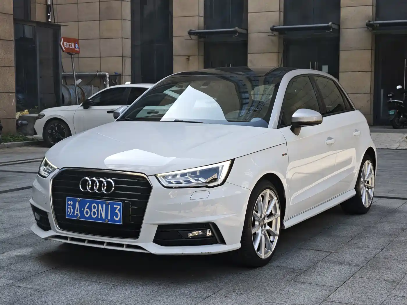 Audi A1