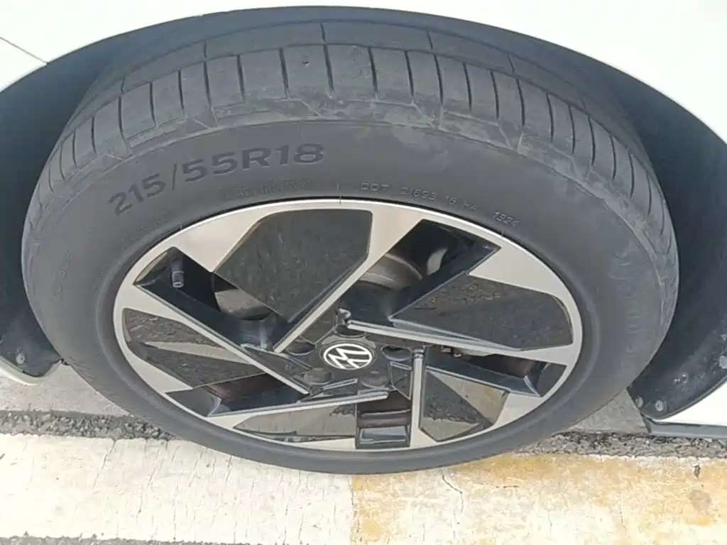Volkswagen ID.3 — миниатюра 23