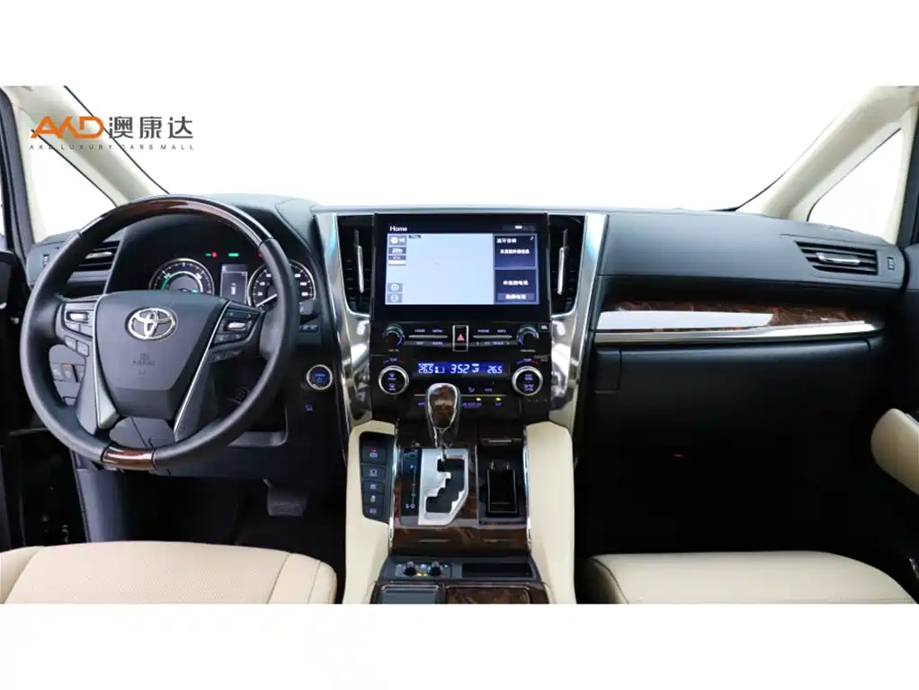 Toyota Alphard — миниатюра 5