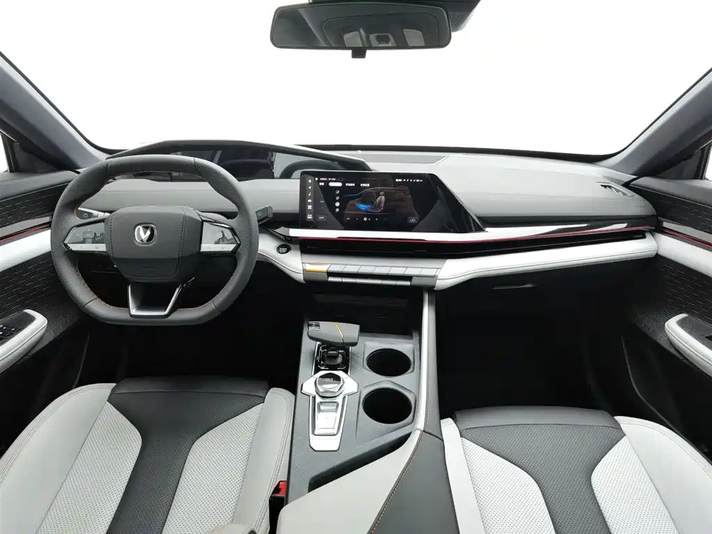 CHANGAN UNI V SMART IDD