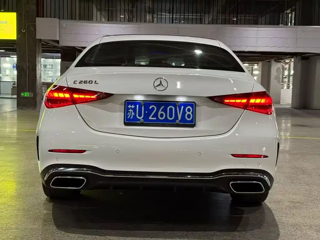 Mercedes-Benz C-Class — миниатюра 8