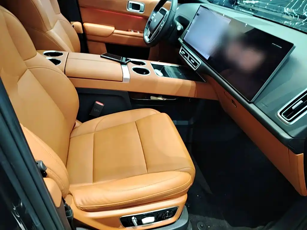 Li Auto Li L8 — миниатюра 25