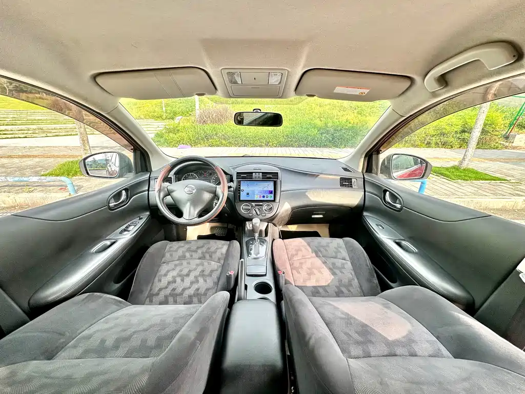 Nissan Tiida 1.6L CVT Luxury Type, фото 33