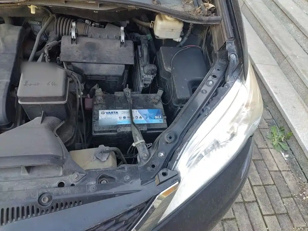 Toyota Sienna — миниатюра 21