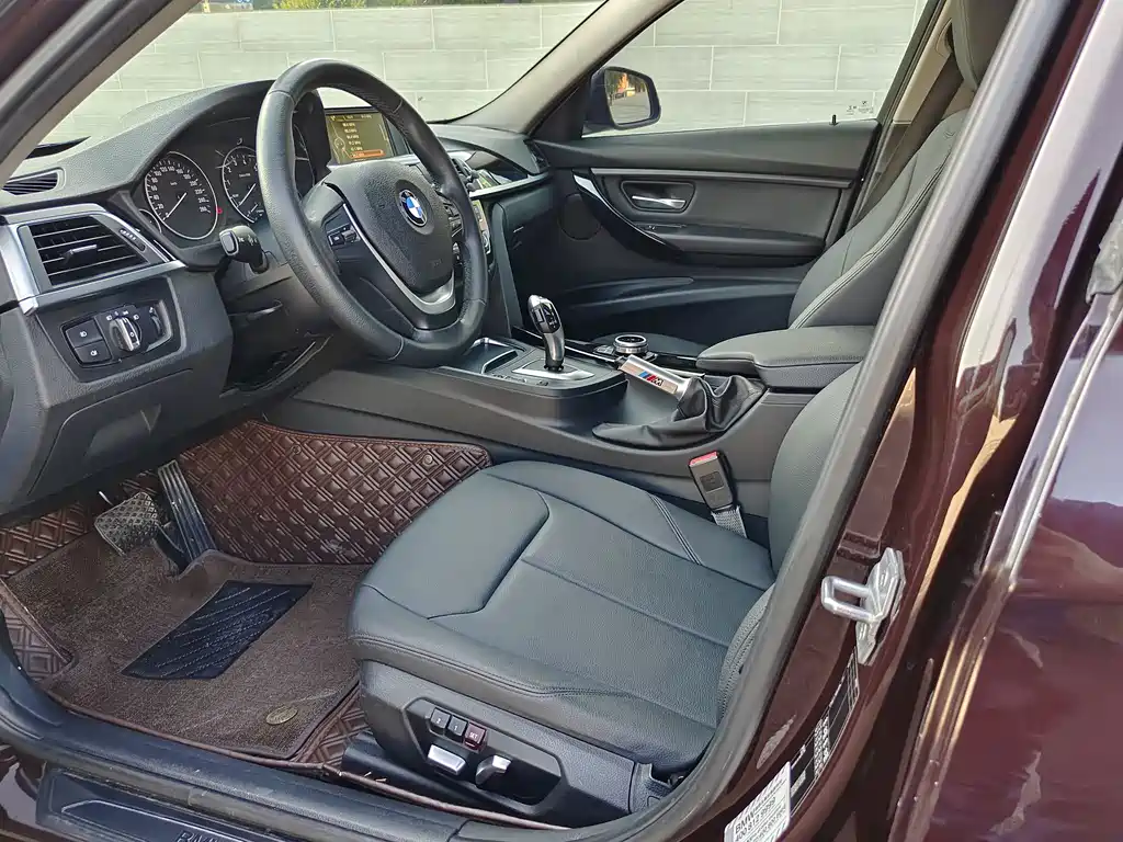 BMW 3 Series — миниатюра 6