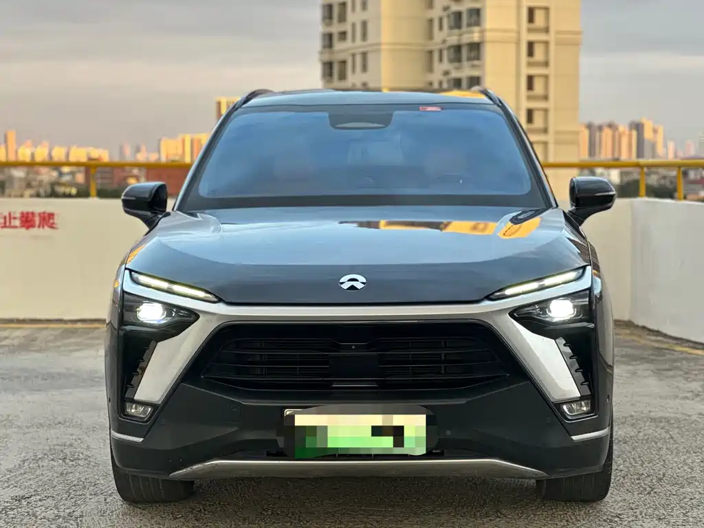 NIO ES8 — миниатюра 2