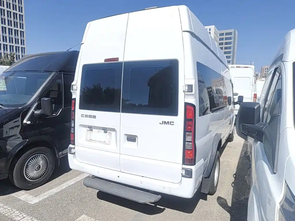 JMC JMC Fushun — миниатюра 5