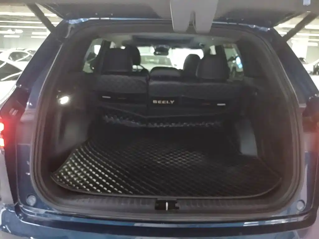 Geely Xingyue L — миниатюра 19