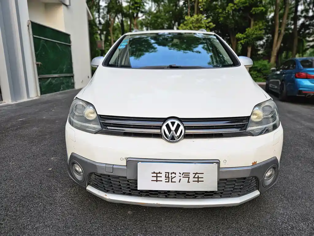 Volkswagen Golf (Import) 2012