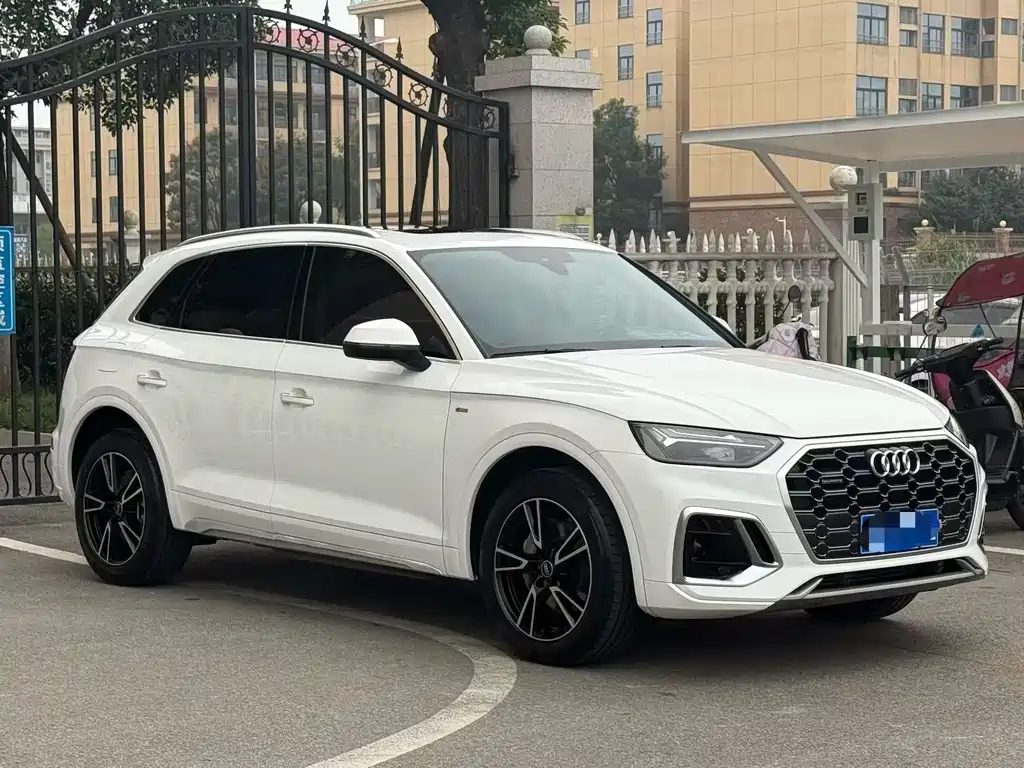 Audi Q5L — миниатюра 3