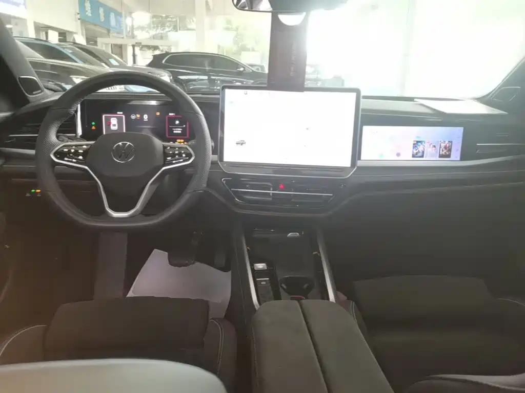 Volkswagen Passat 2025 Pro 380TSI