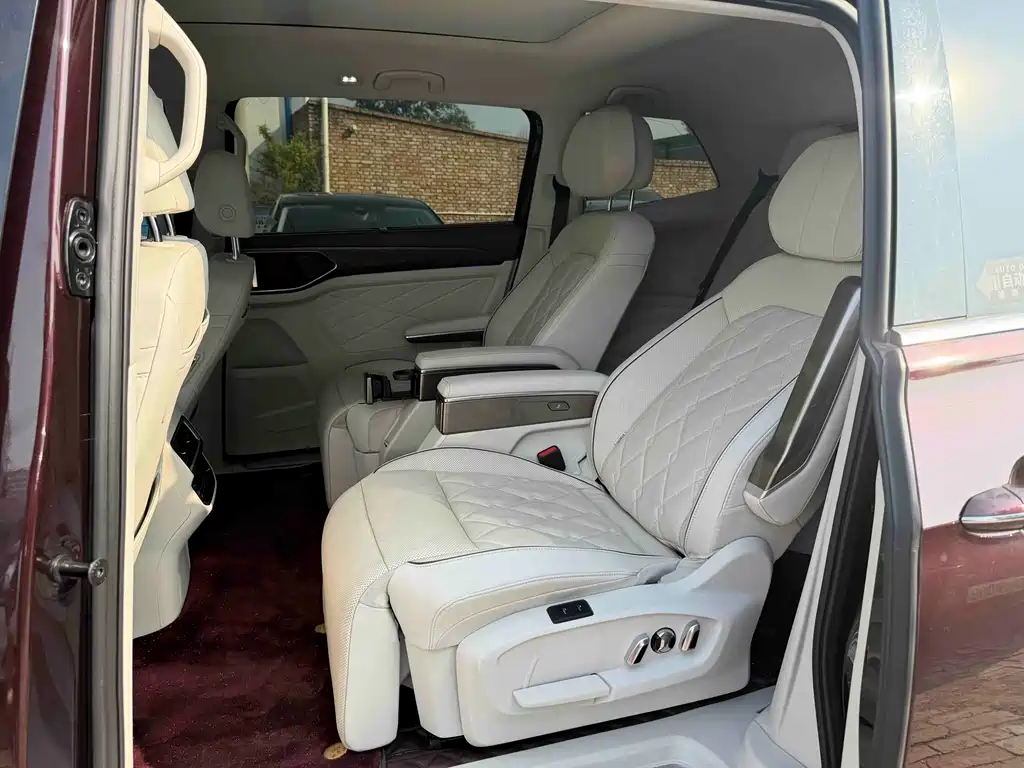Volkswagen Viloran — миниатюра 8