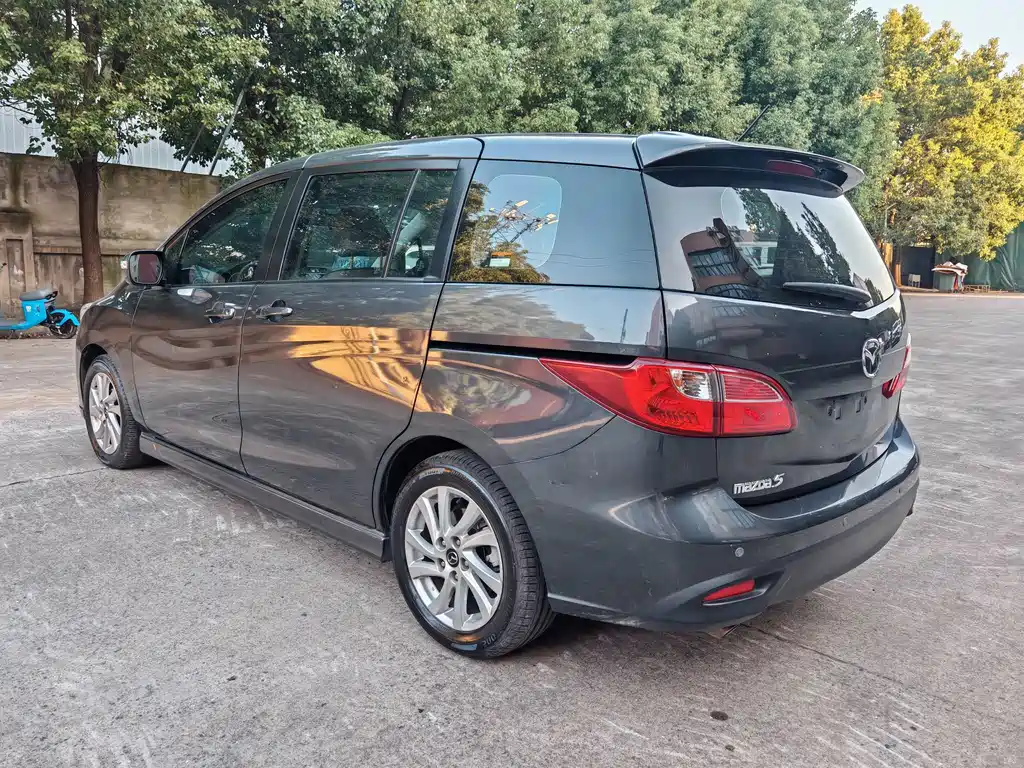 Mazda 5 — миниатюра 6