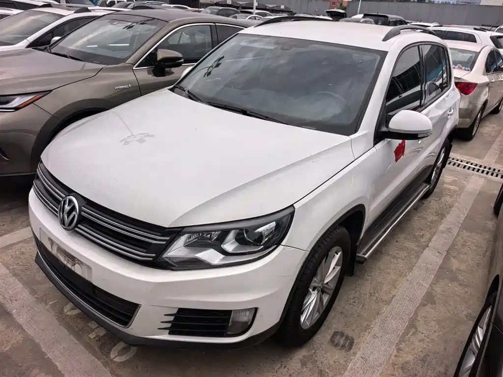 Volkswagen Tiguan 2015
