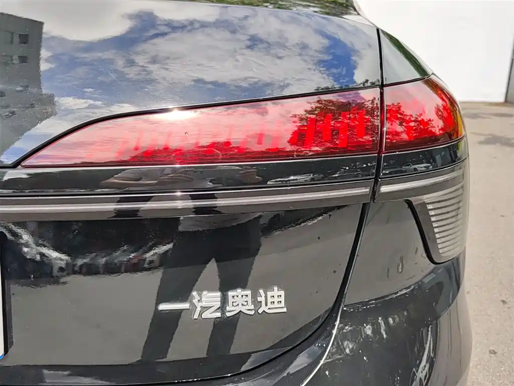 Audi A6L — миниатюра 20