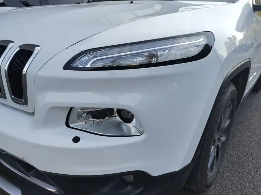 Jeep Cherokee — миниатюра 24