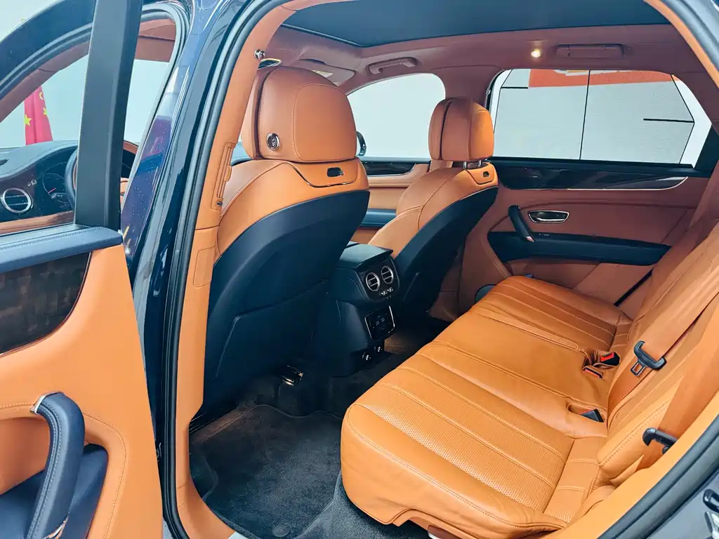 Bentley Bentayga — фотографии объявления, Фото 8