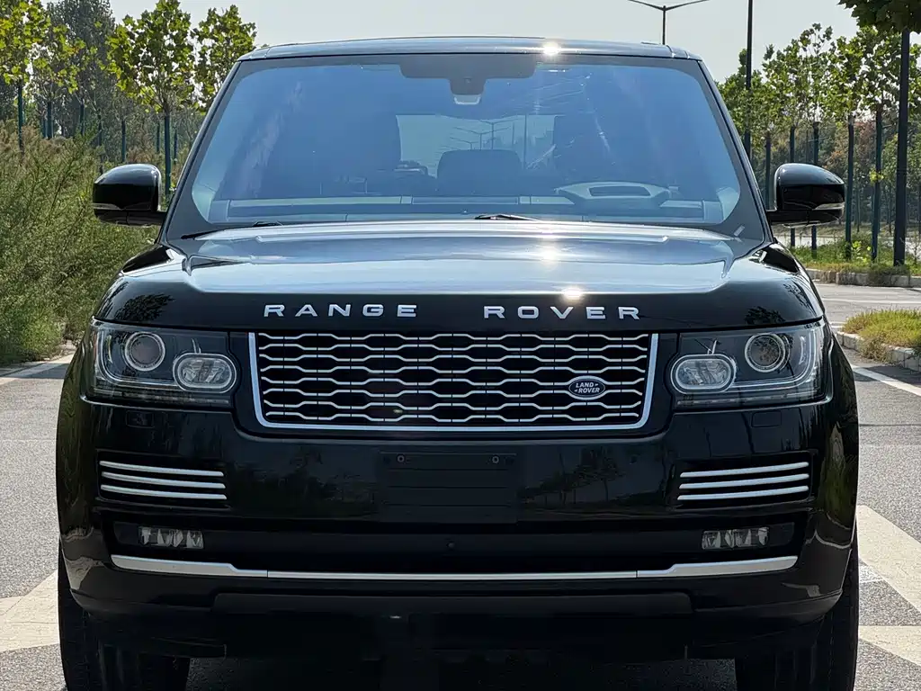 Land Rover Range Rover — миниатюра 2