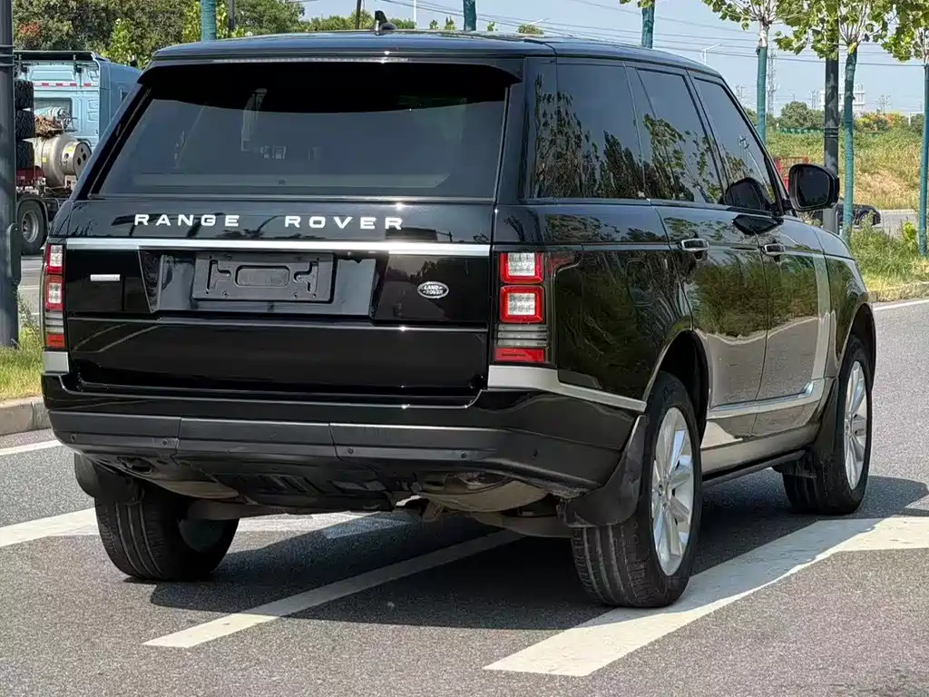 Land Rover Range Rover — миниатюра 4