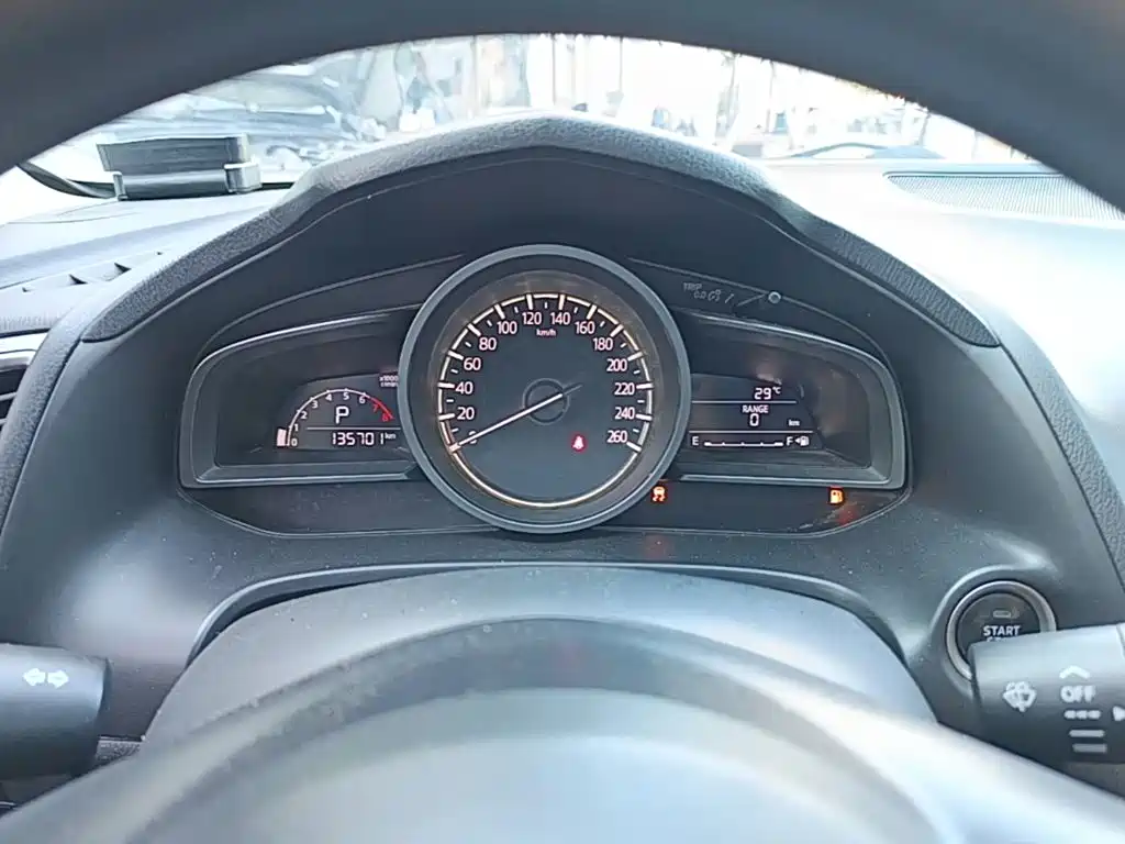 Mazda 3 Axela — миниатюра 12