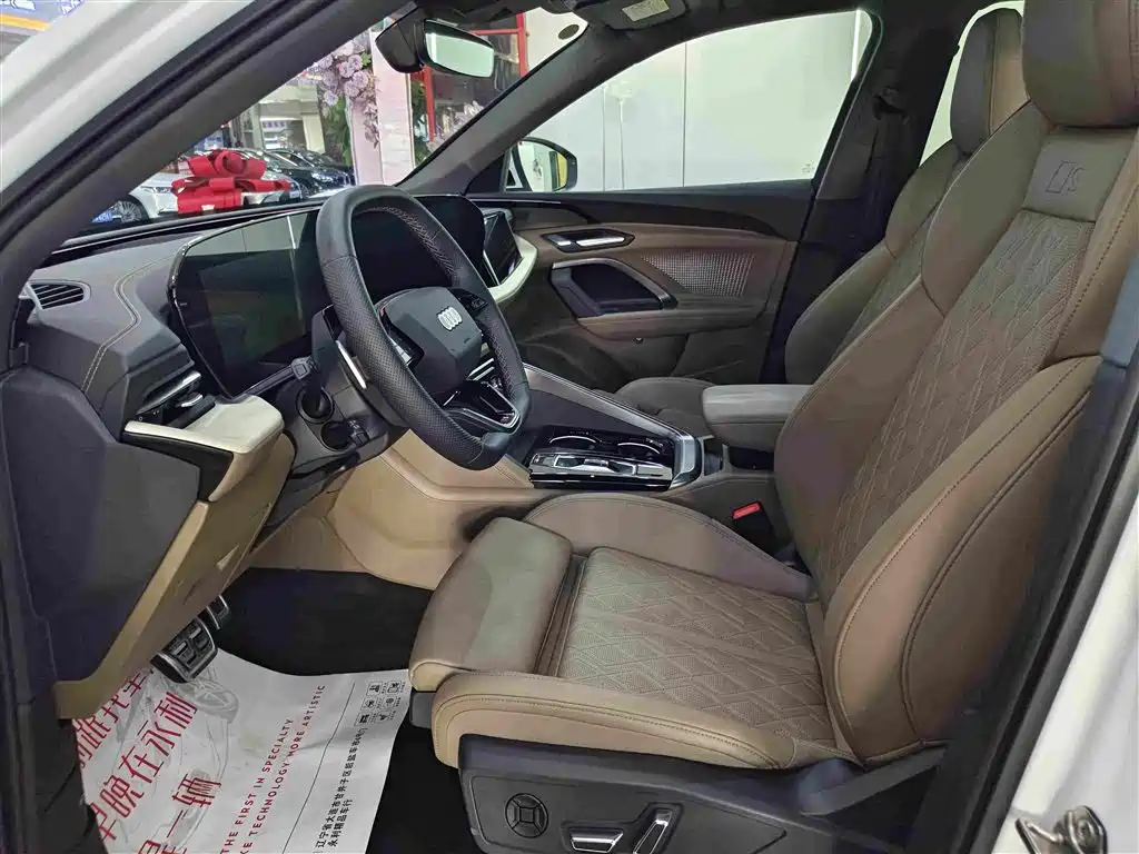 Audi Q5L — миниатюра 4