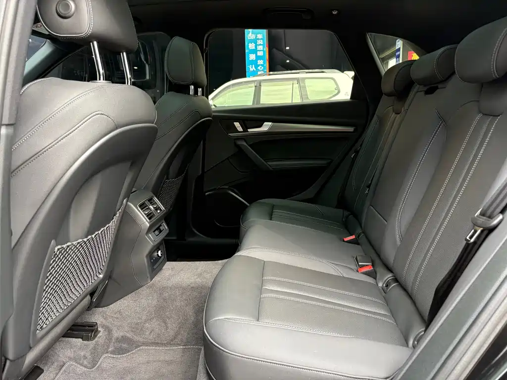 Audi Q5L — миниатюра 13