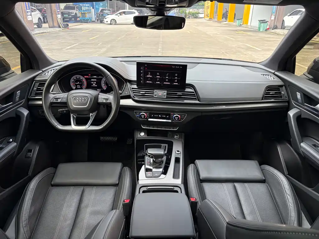 Audi Q5L — миниатюра 10