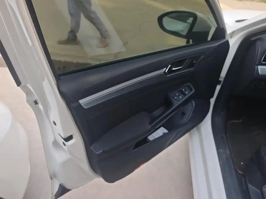 Volkswagen Lamando — миниатюра 7