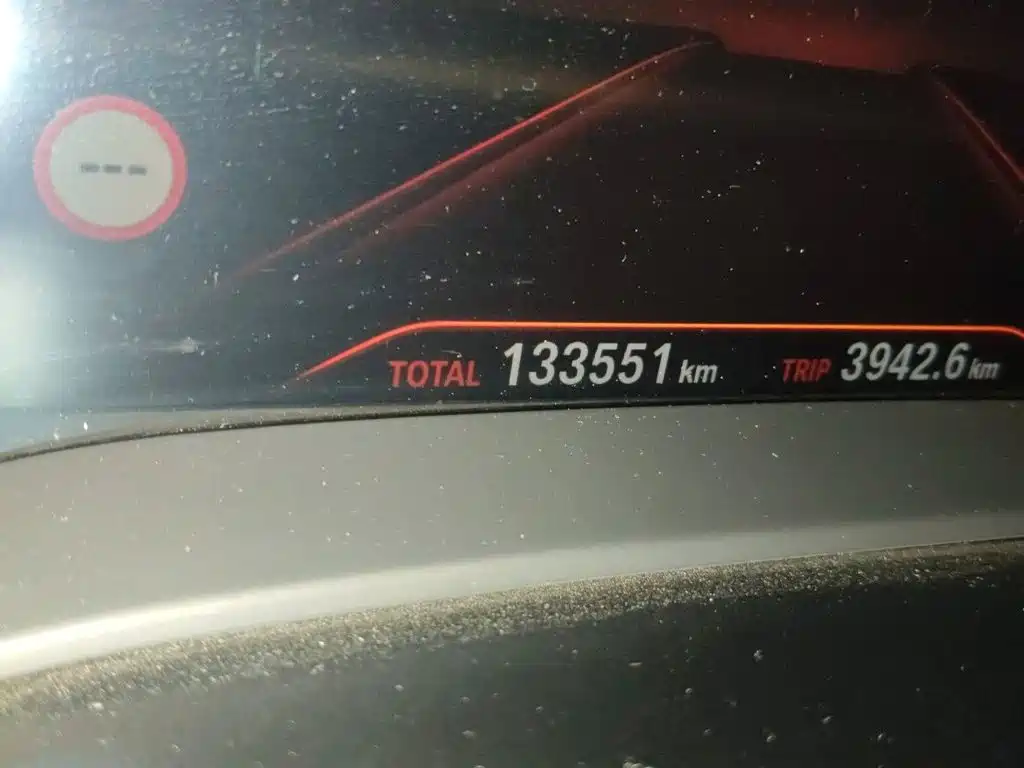BMW 5 Series — миниатюра 13