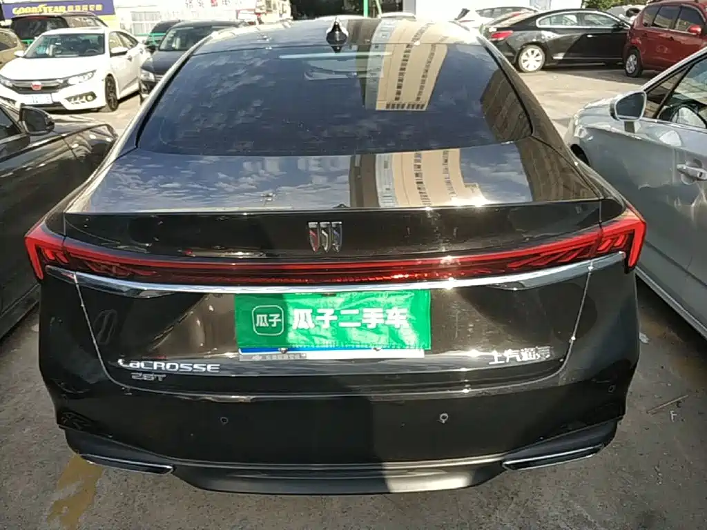 Buick LaCrosse — миниатюра 6