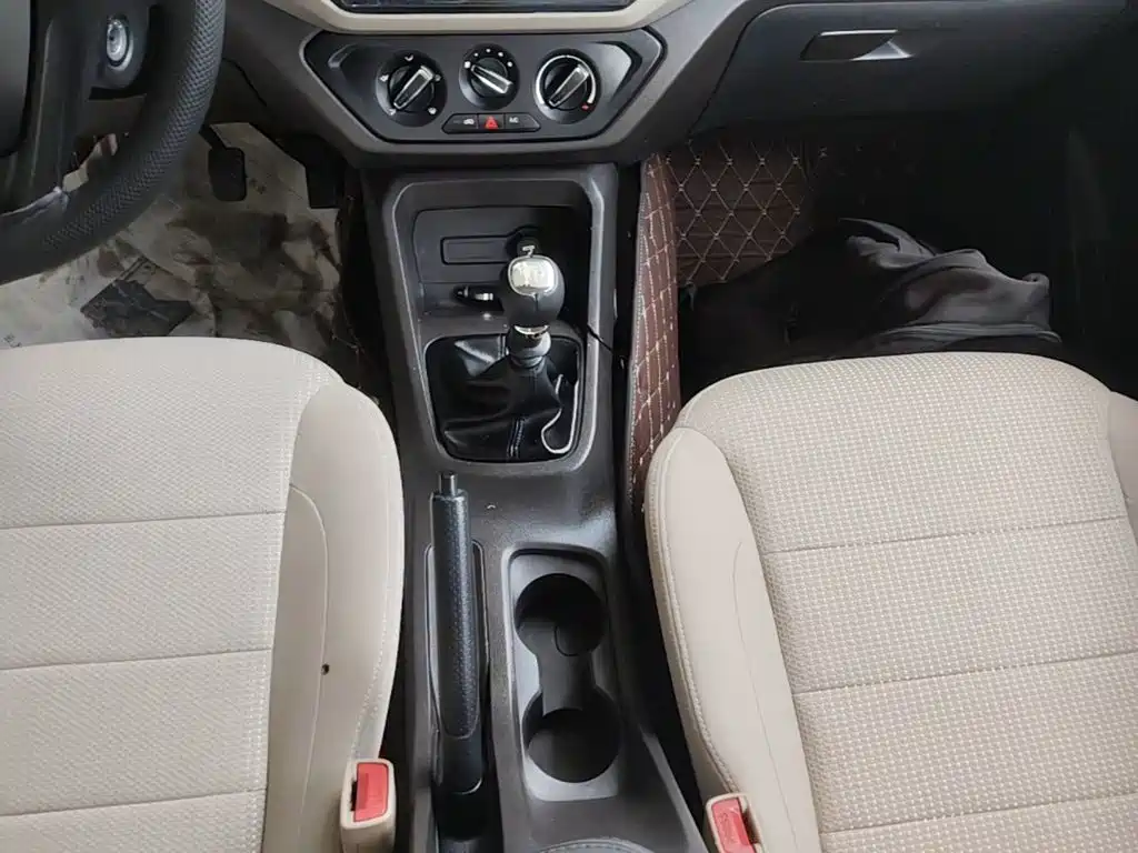 Wuling Hongguang — миниатюра 14
