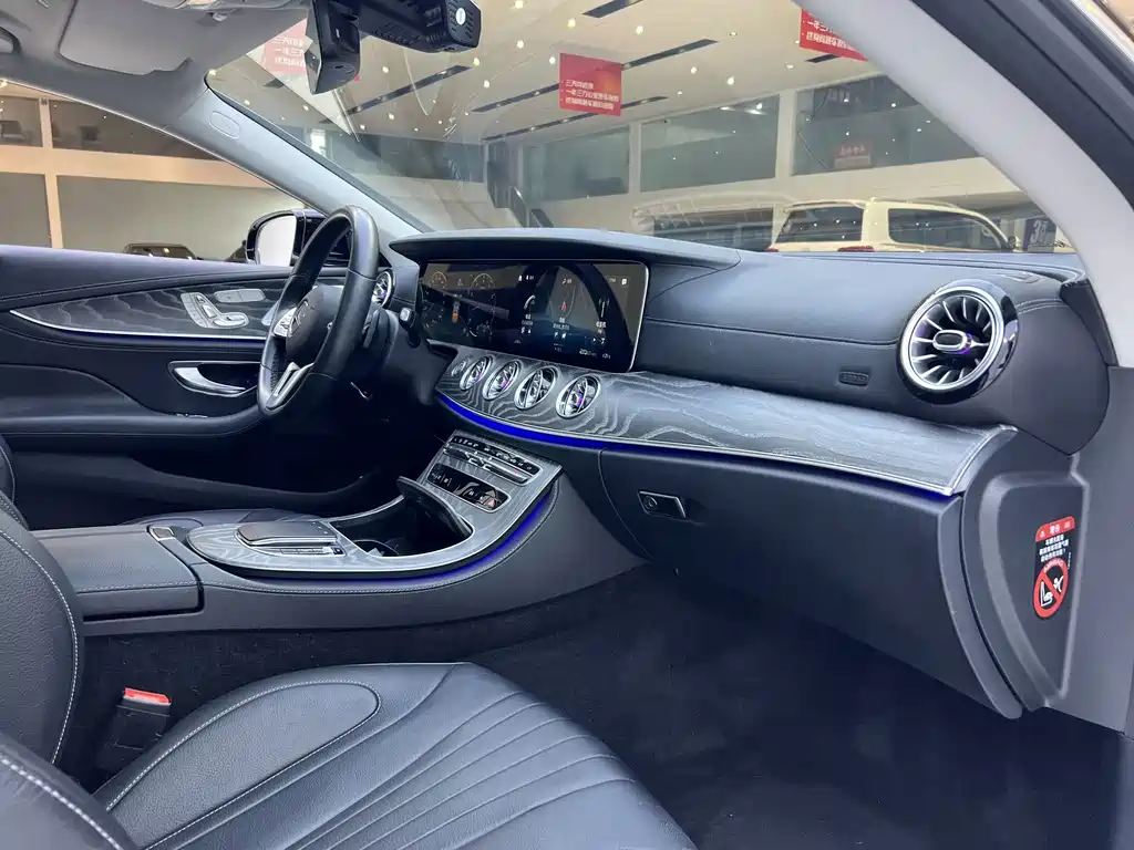Mercedes-Benz CLS — миниатюра 11
