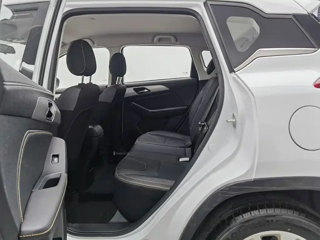 BAIC X3 — миниатюра 15