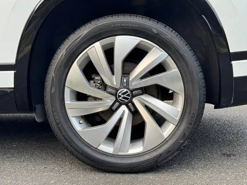 Volkswagen X — миниатюра 15