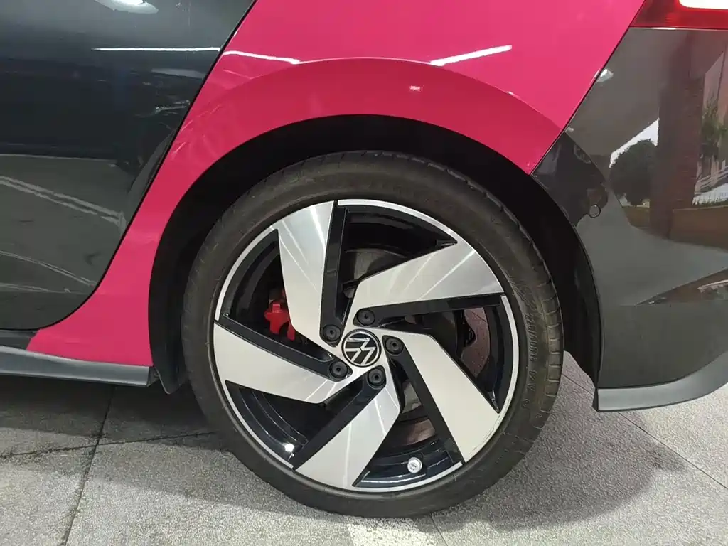 Volkswagen Golf GTI — миниатюра 16