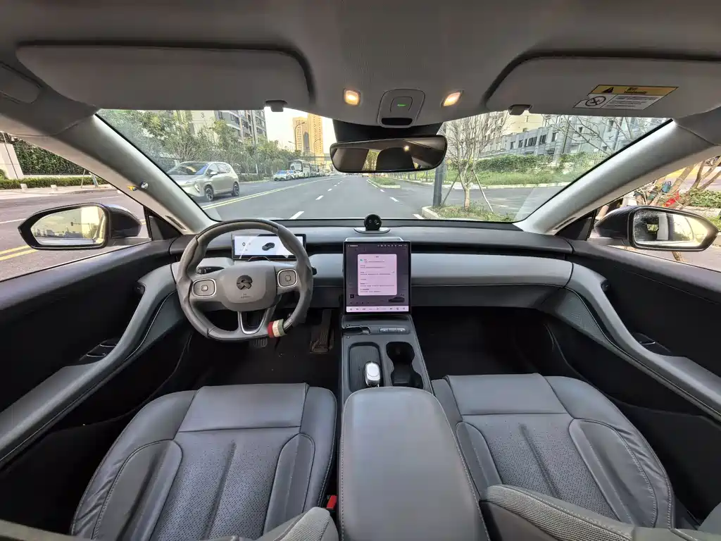 NIO ET5 — миниатюра 9