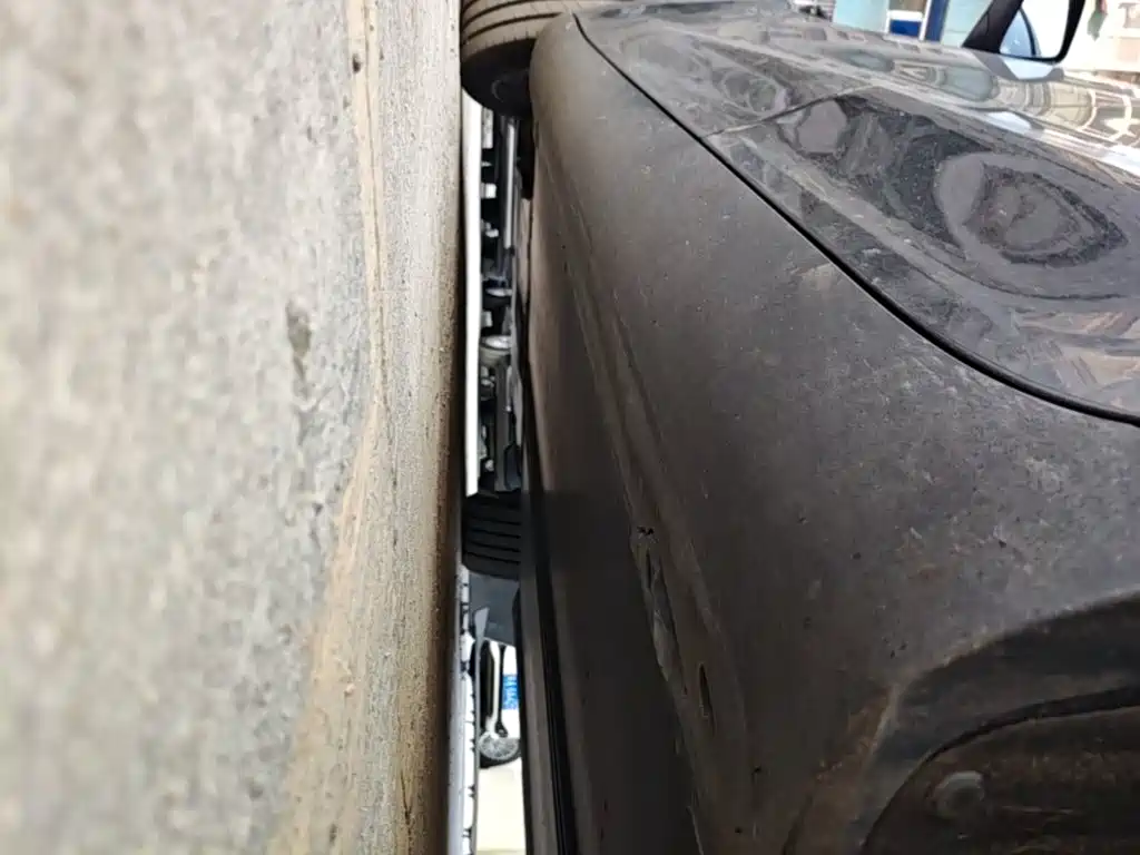 Tesla Model Y — миниатюра 22