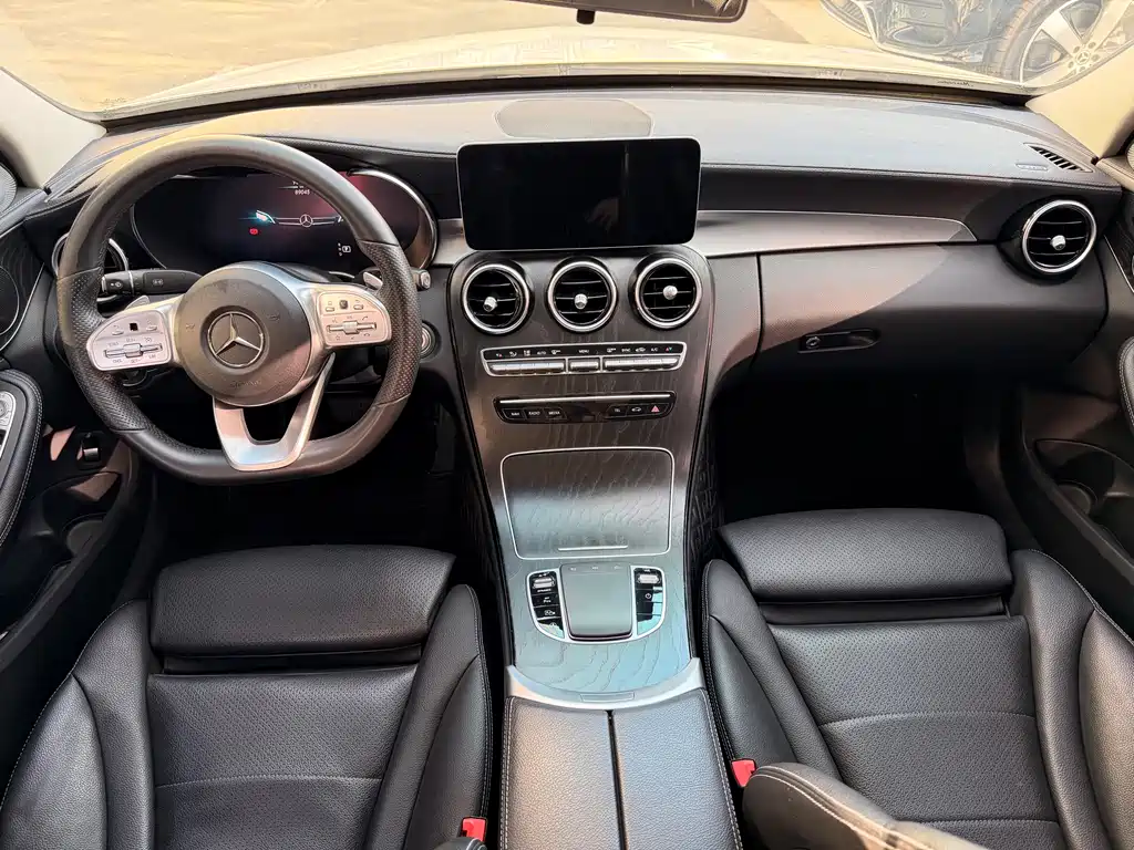 Mercedes-Benz C-Class — миниатюра 20