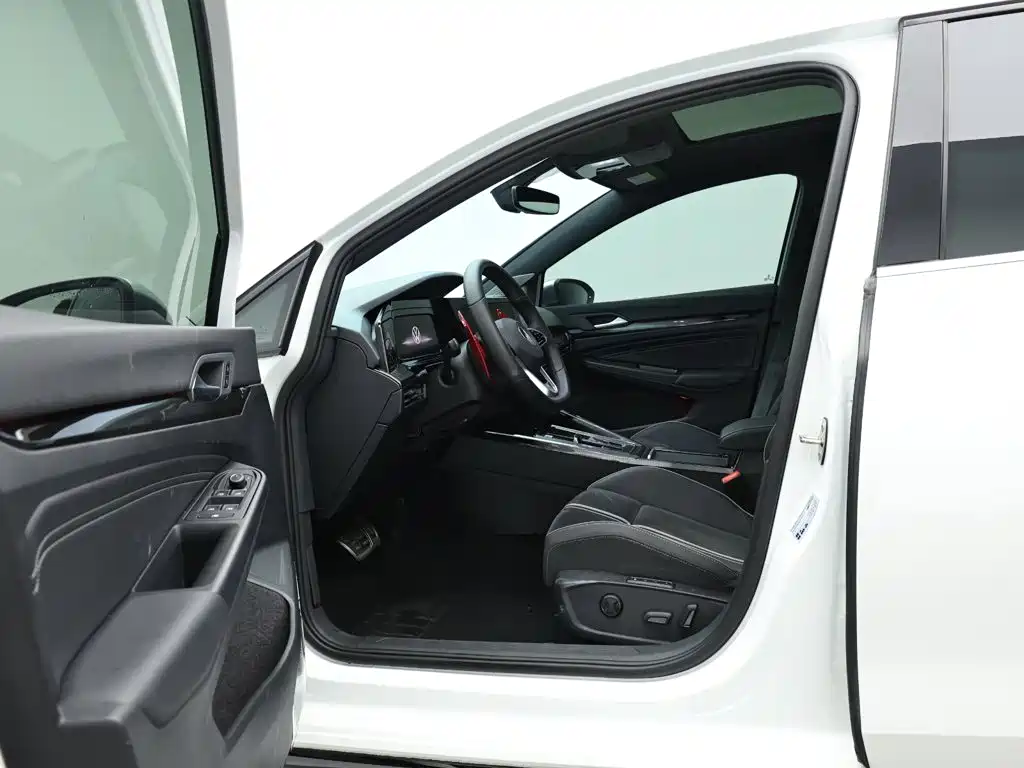 Volkswagen Golf — миниатюра 10