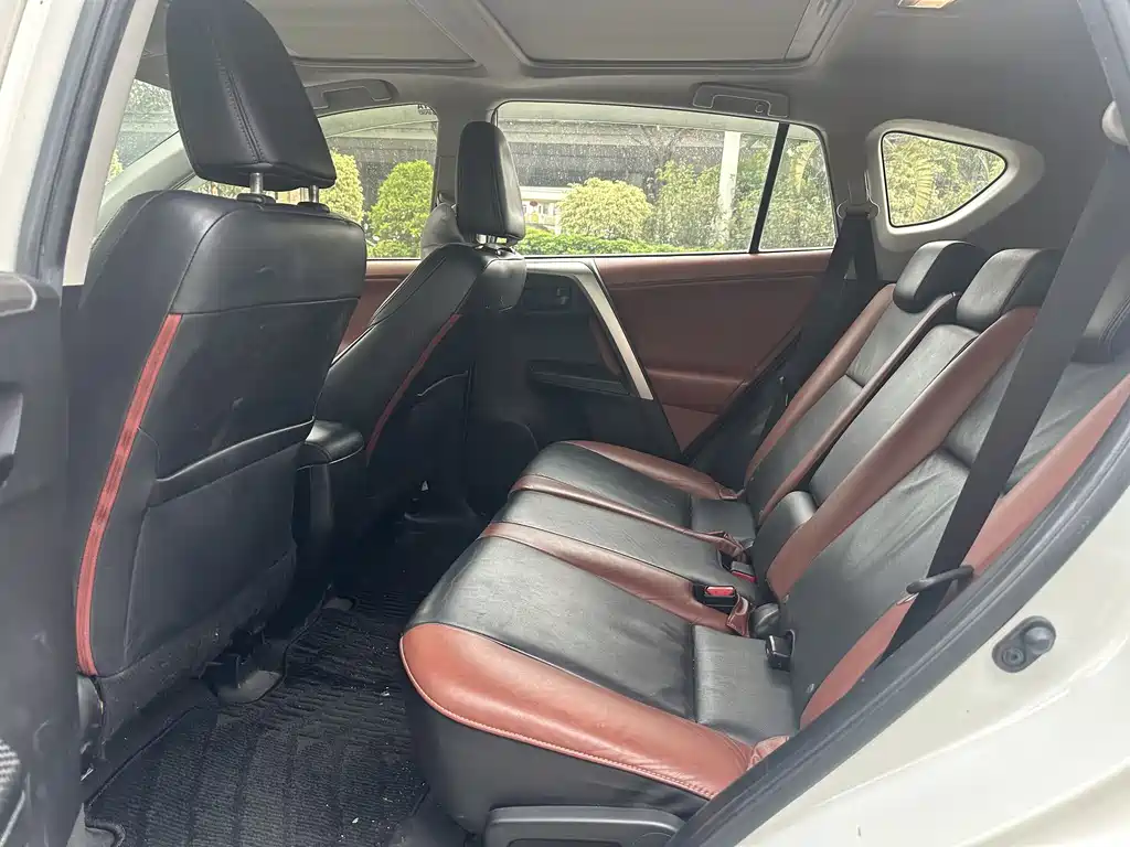 TOYOTA RAV4 RONGFANG