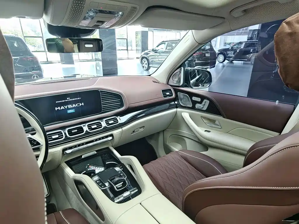 Mercedes-Benz GLS — миниатюра 15