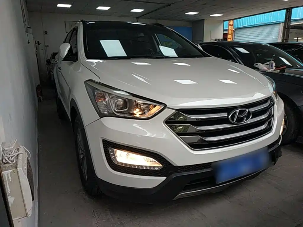 Hyundai Santa Fe — миниатюра 4