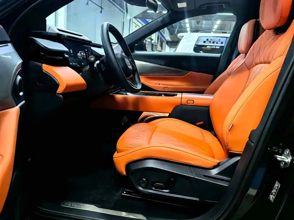 Lynk & Co 08 EM-P — миниатюра 3