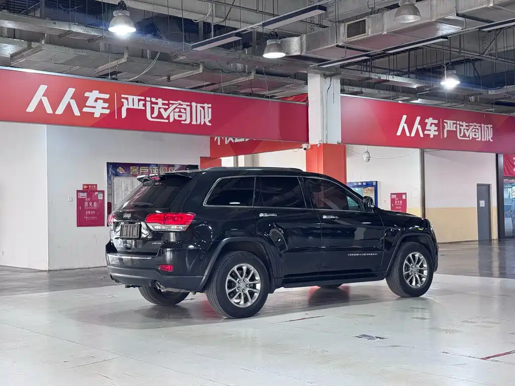 Jeep Grand Cherokee (Import) — миниатюра 6
