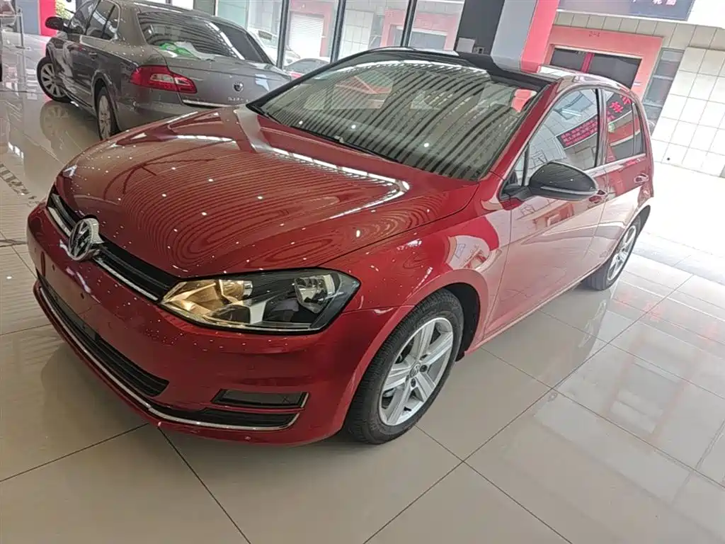 Купить Volkswagen Golf