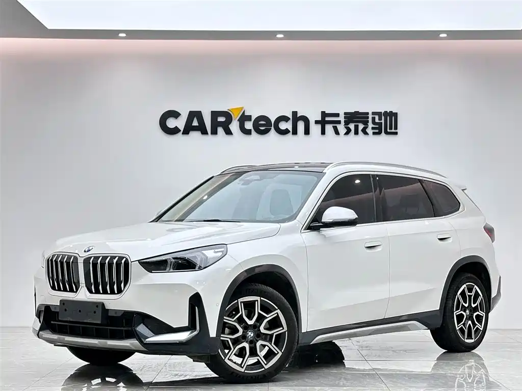 Купить BMW X1